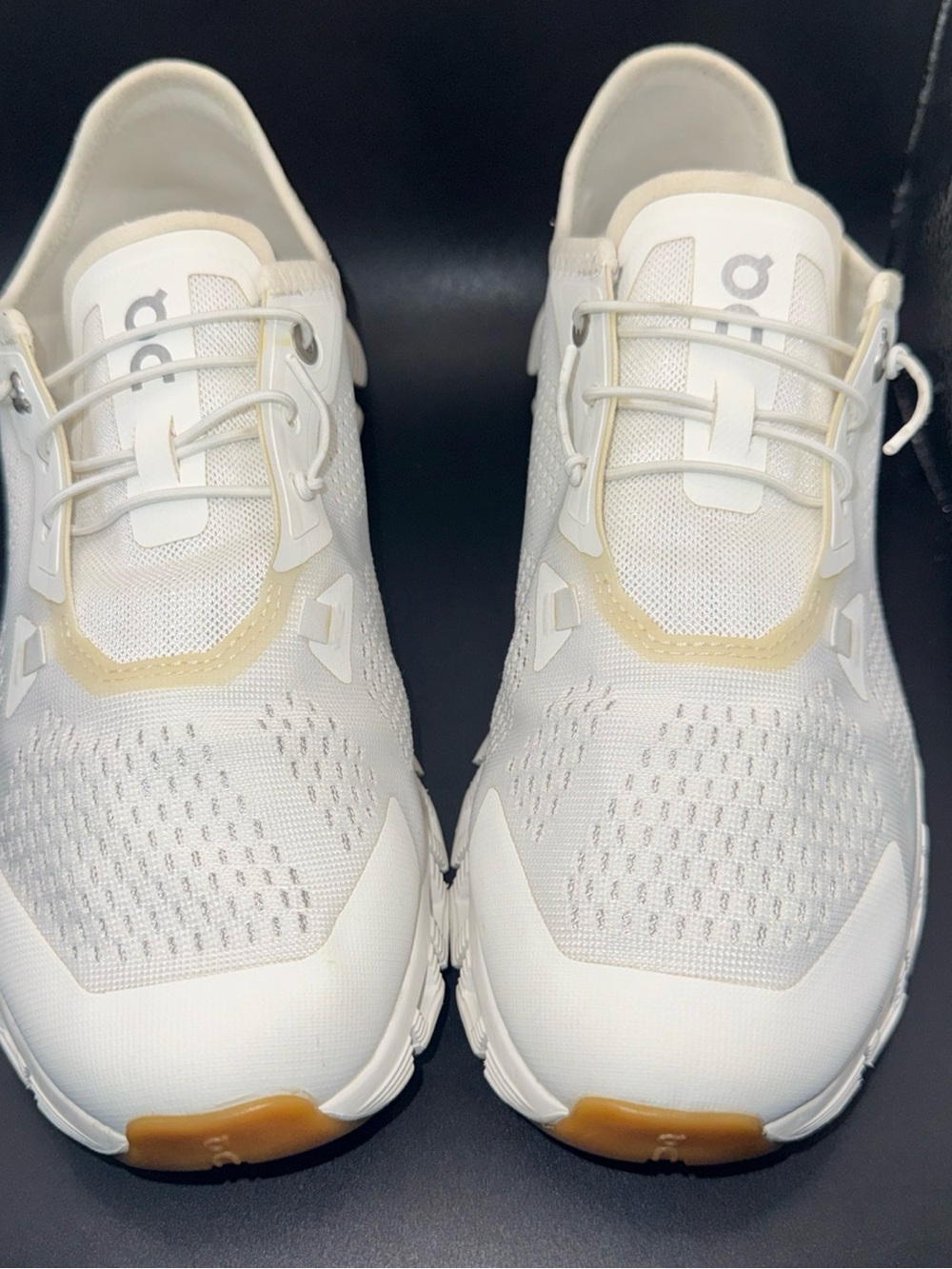 Size 10 - ON Cloud 5 Coast Undyed White Wmns, 3WD10541743, Clean, No Box, Good
